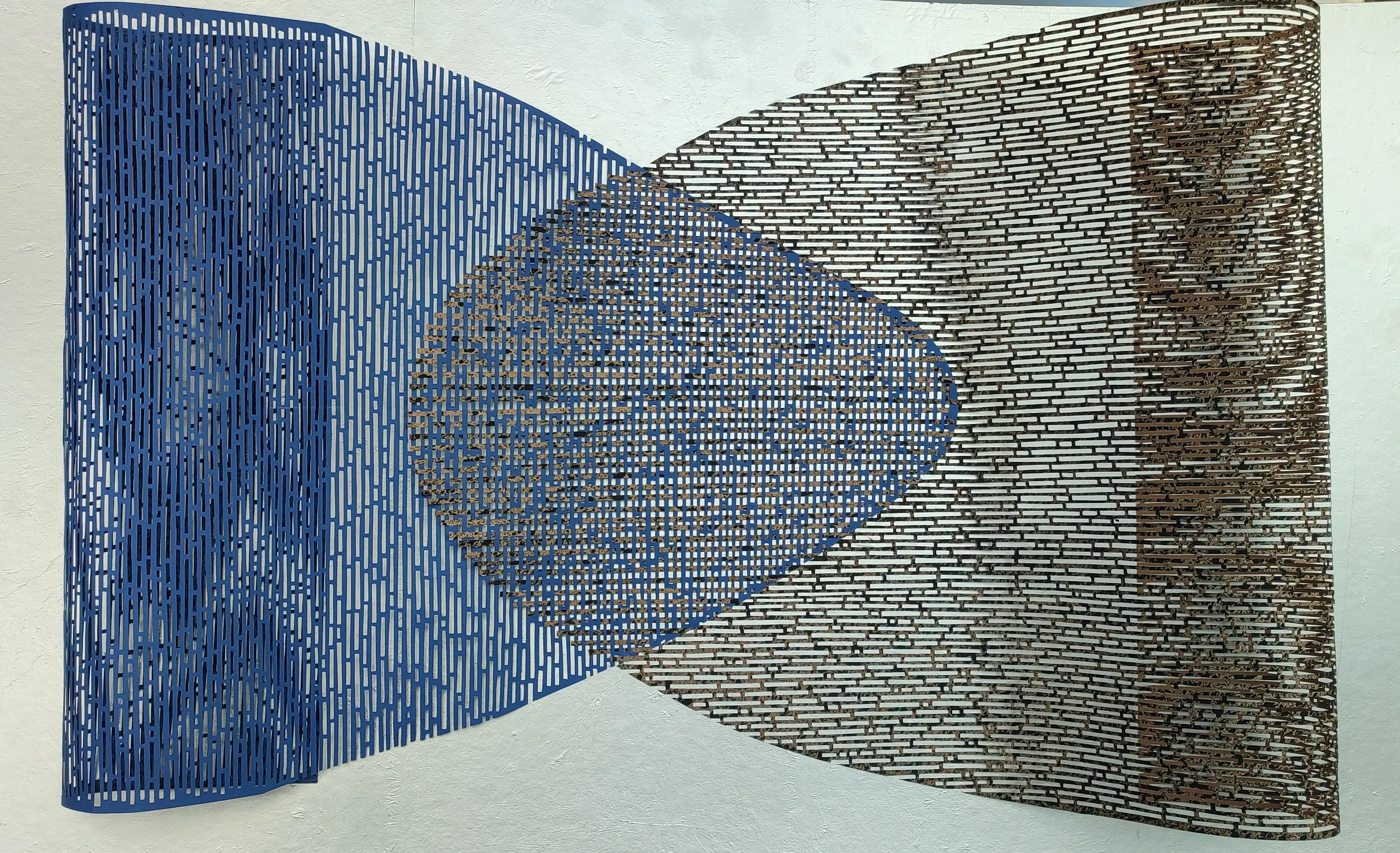 Зображення "Де небо стрічається із землею. Where the Sky meets to he Earth." від Орест Гелитович, розмір: 62х100, матеріали: Картон, папір, фольга, медіум: Графіка, місто: Львів